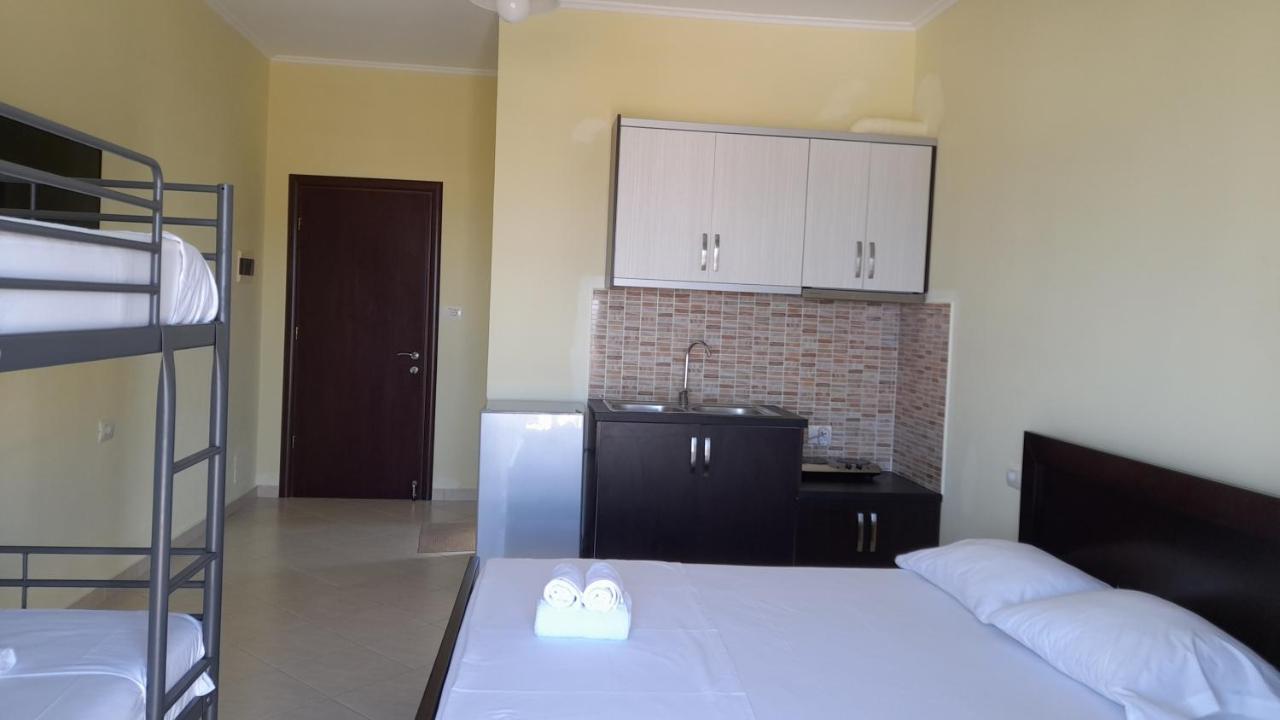 Ksamil'S Island View Hotel Exterior photo